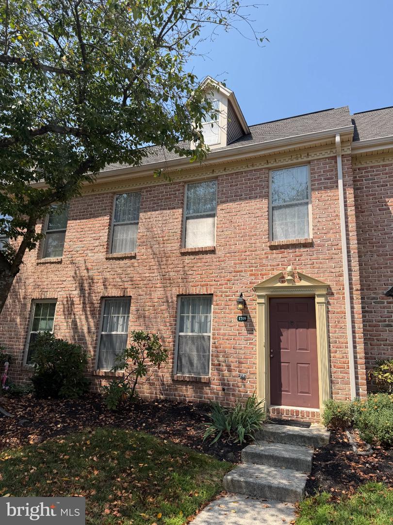 1709 Peyton Randolph Ct — photo