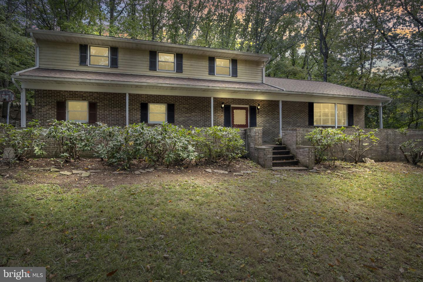 1327 Kuhn Rd — photo