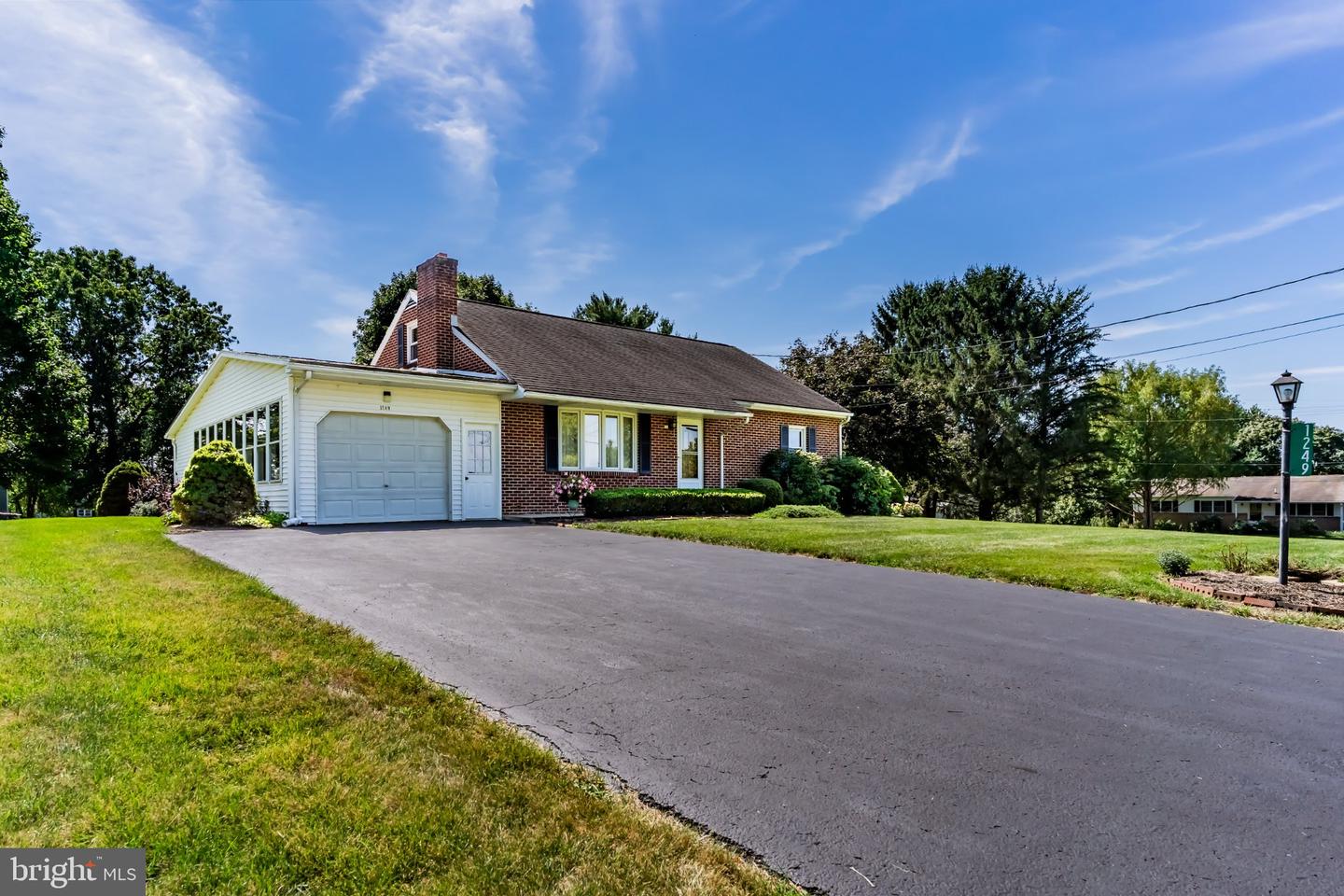 1249 Hillside Dr — photo