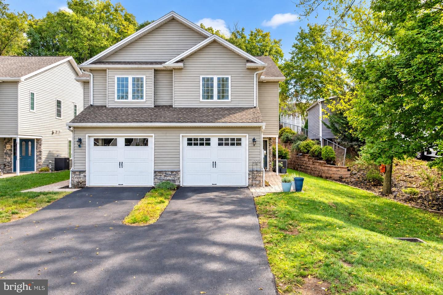 106 Dennis Dr — photo