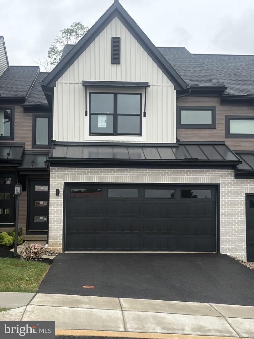 1014 Blackstone Run — photo