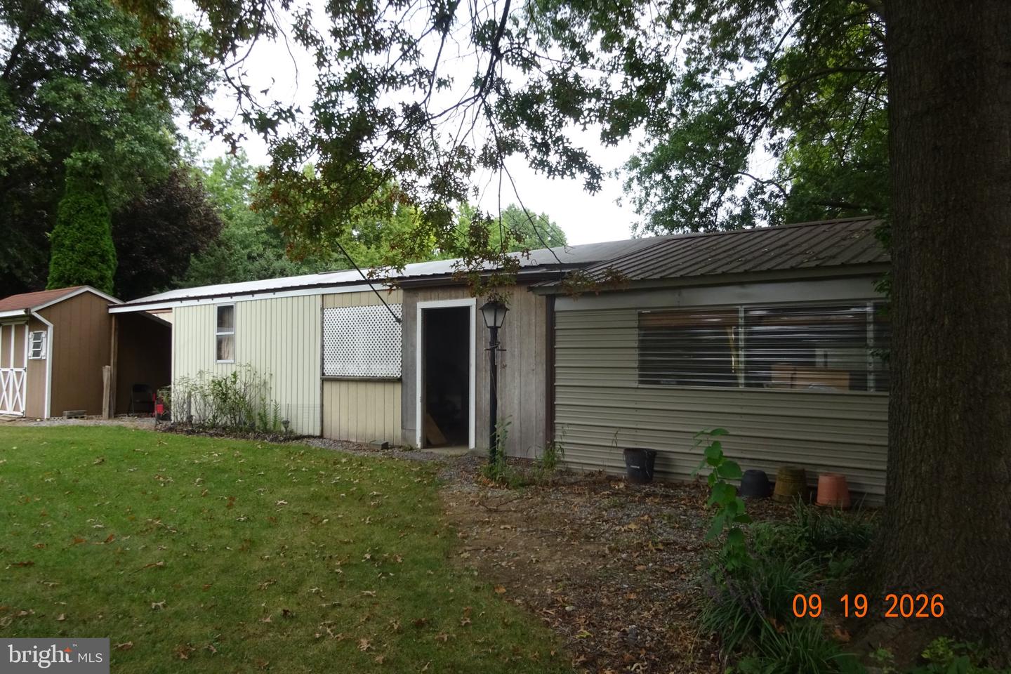 164 Gardner Dr — photo