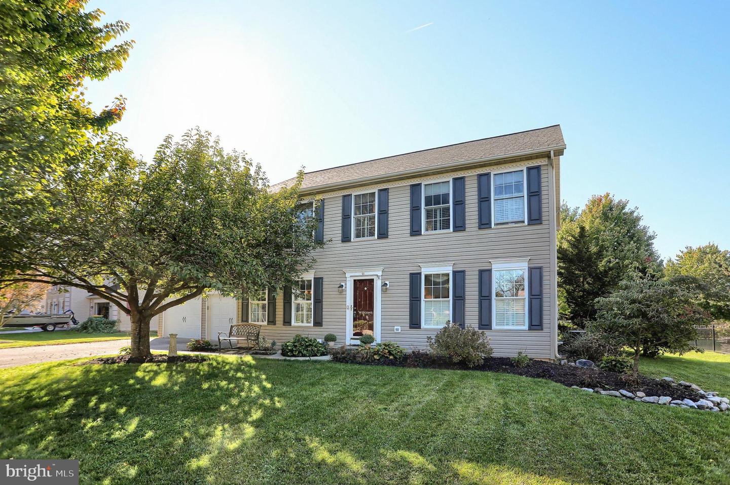25 W Eppley Dr — photo