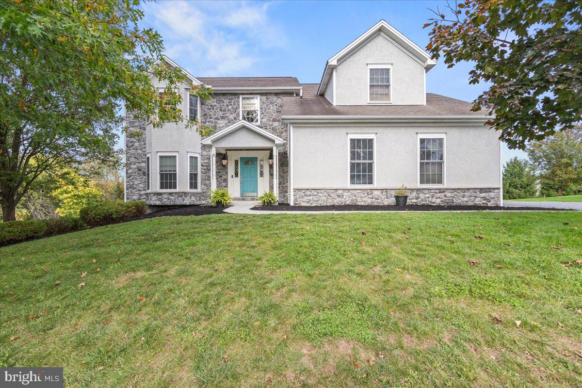3925 Silver Brook Dr — photo