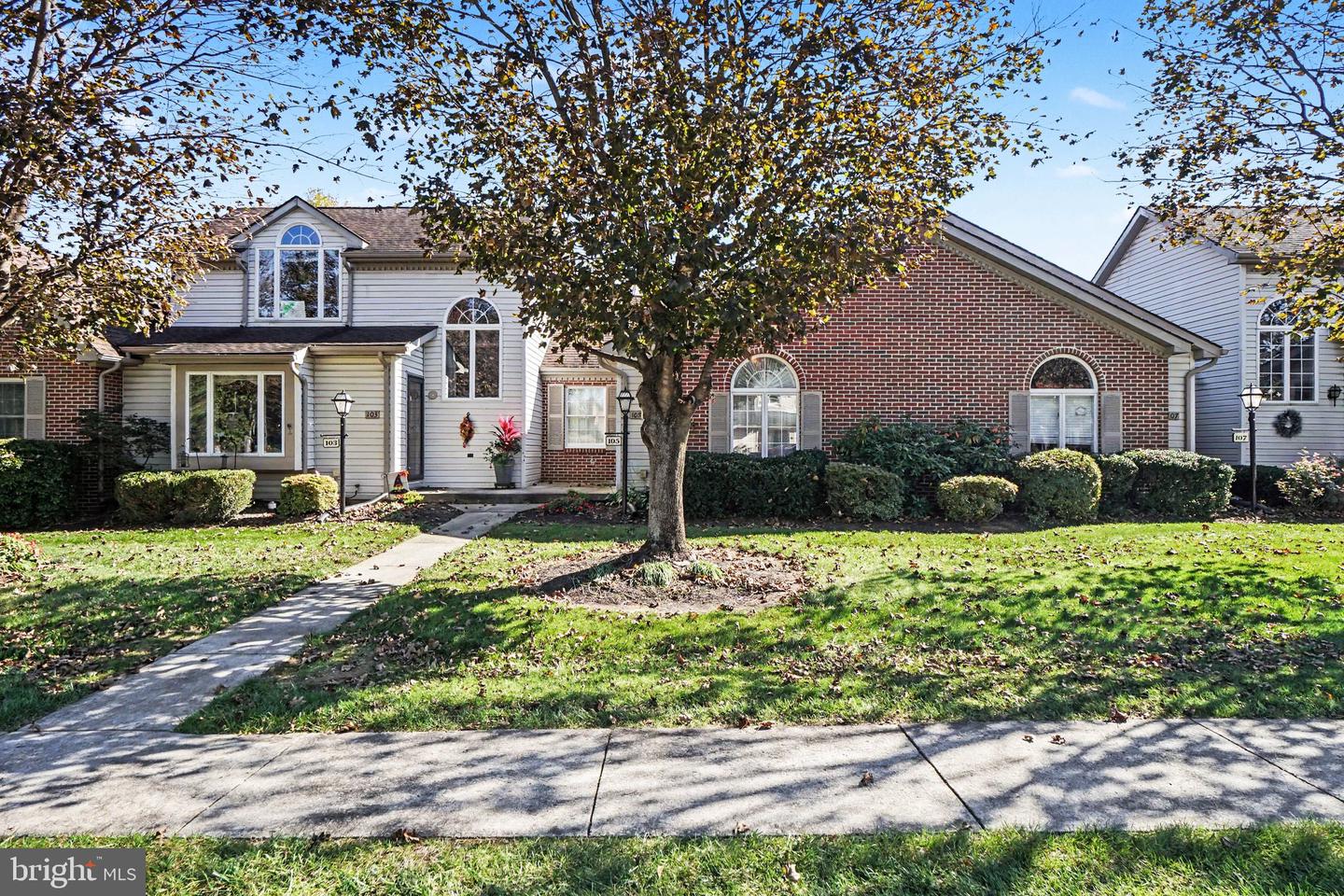 105 Strayer Dr — photo