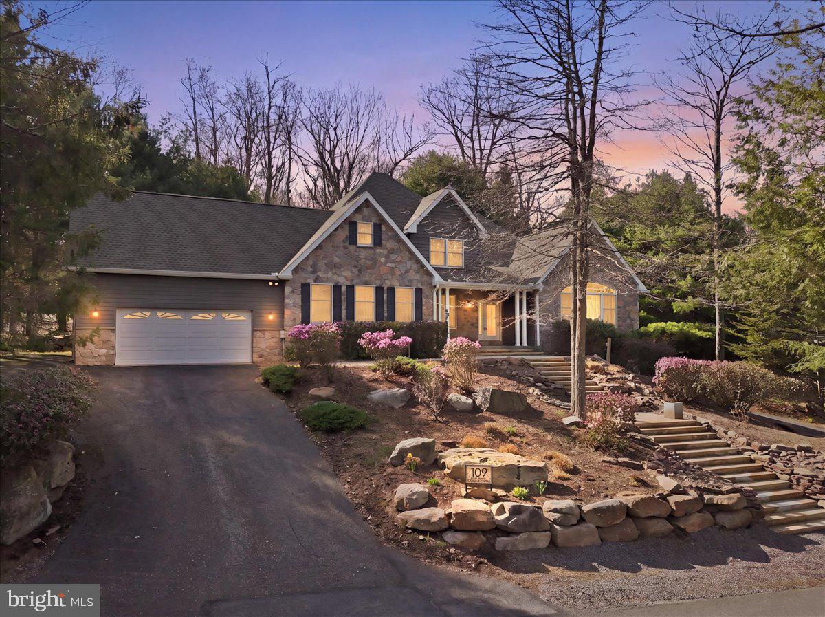 109 Lake Dr — photo