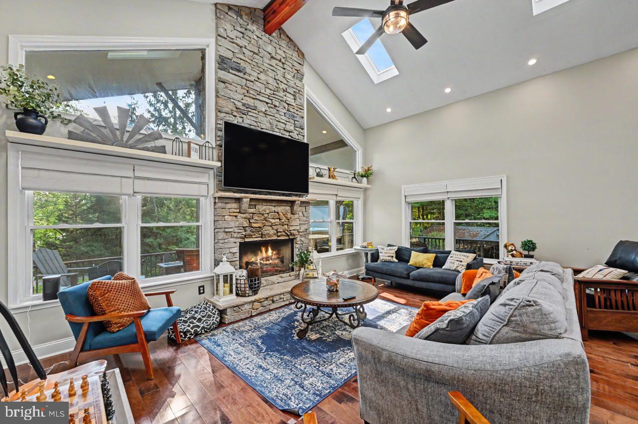 119 N Lake Dr — photo