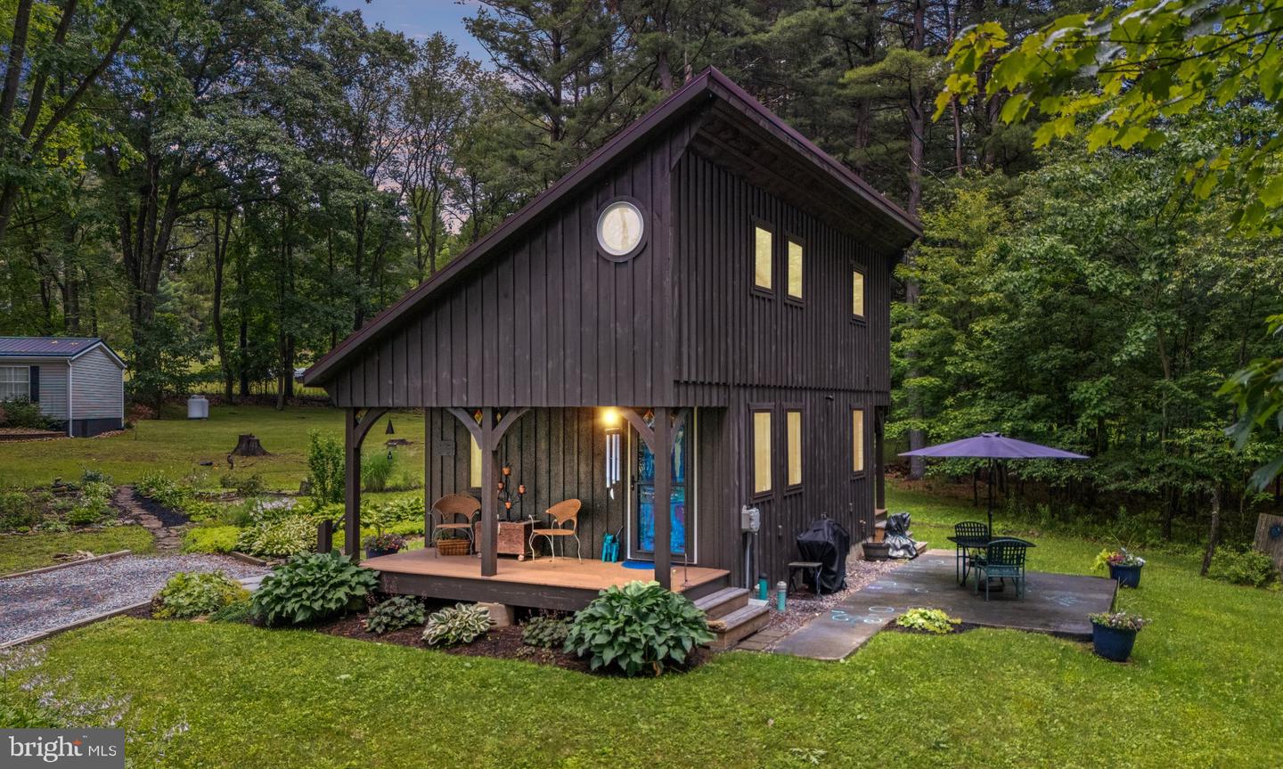 68 Ladybug Ln — photo