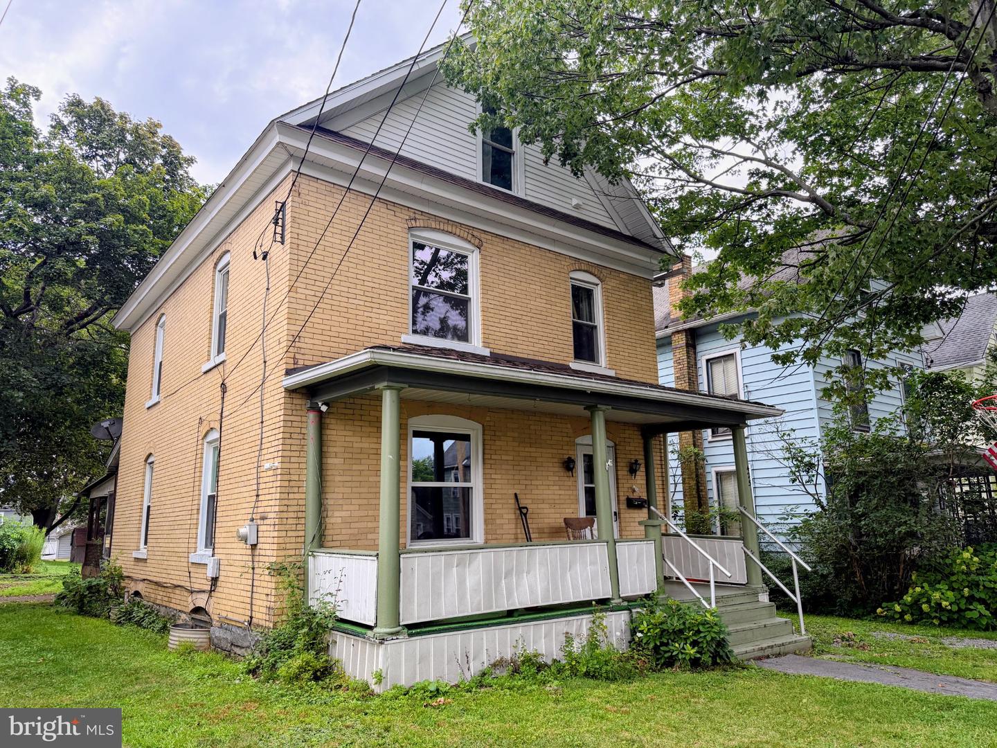 425 W Pine St — photo