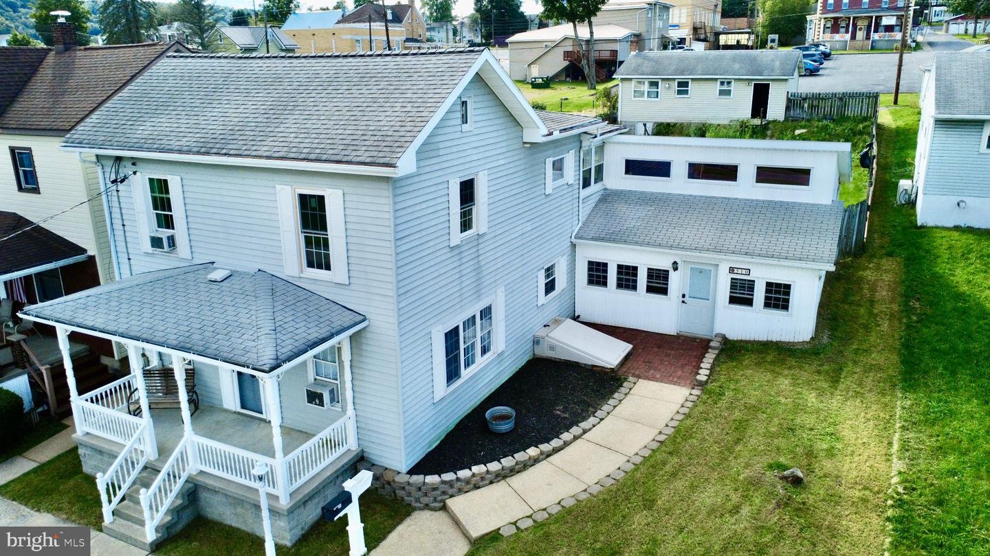 510 Pruner St — photo
