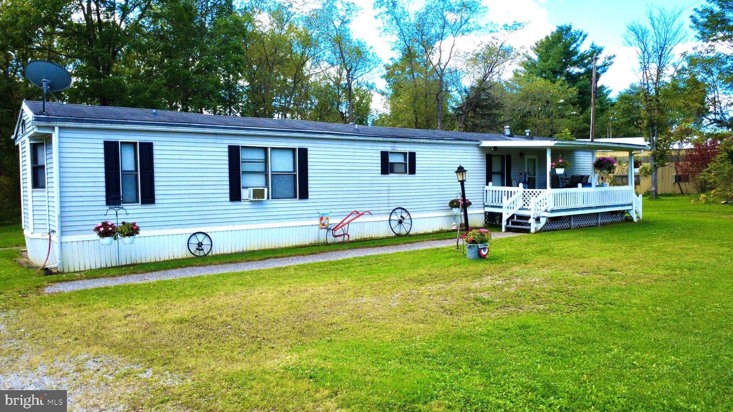 1411 Old Route 322 — photo