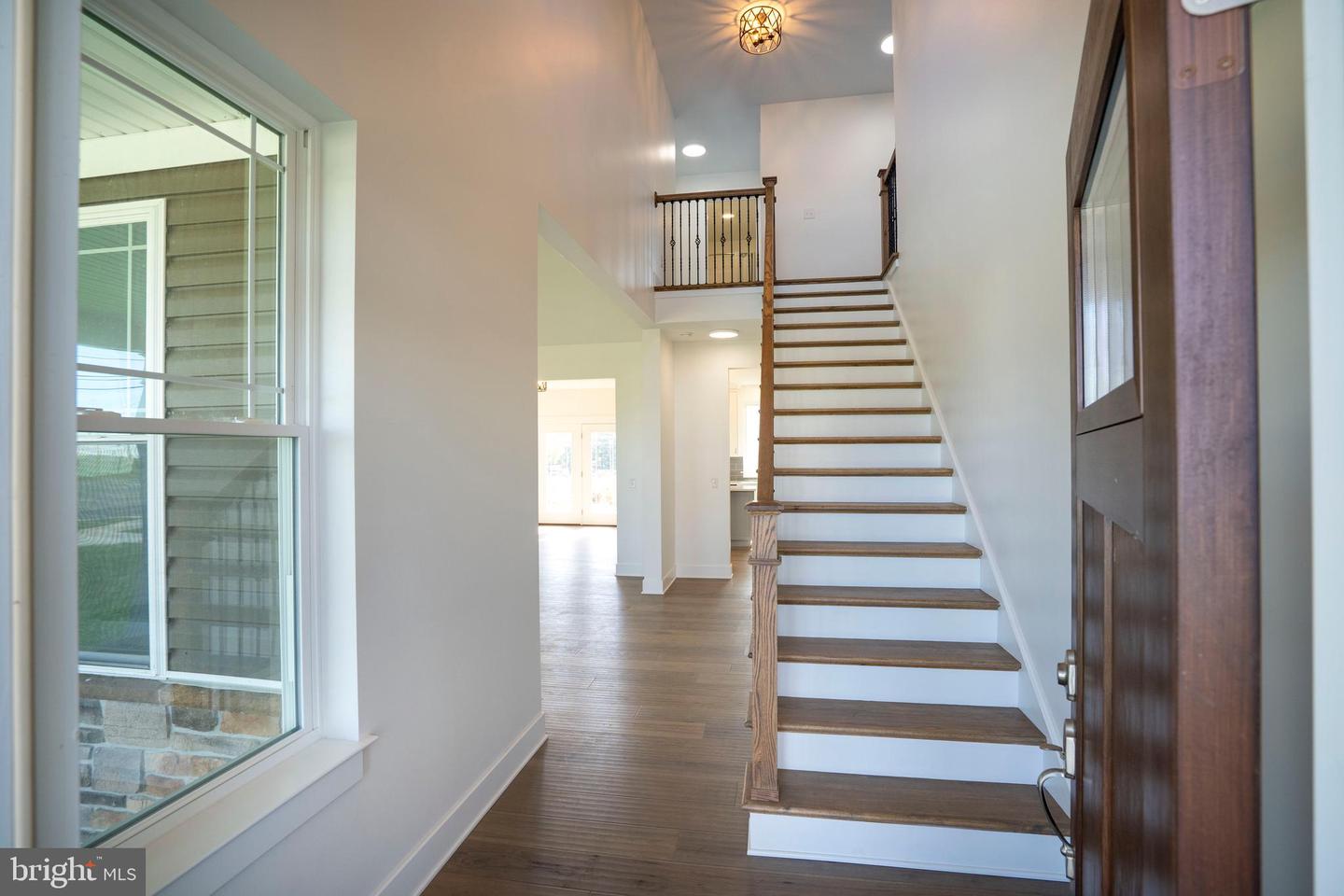 178 Apple View Dr — photo