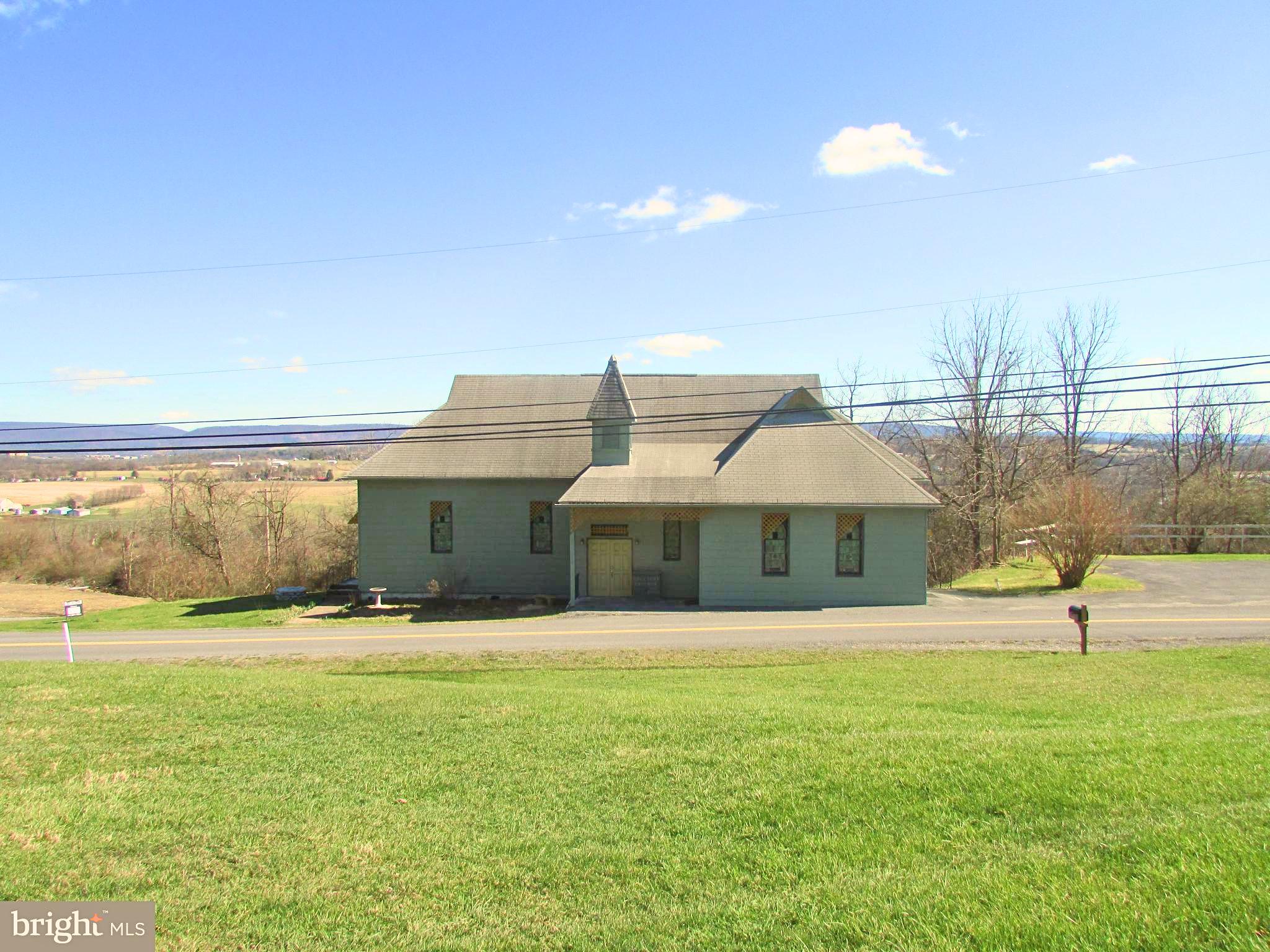 1070 Valley View Rd — photo