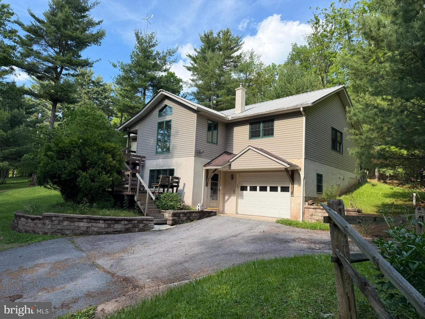 853 Fairview Rd — photo
