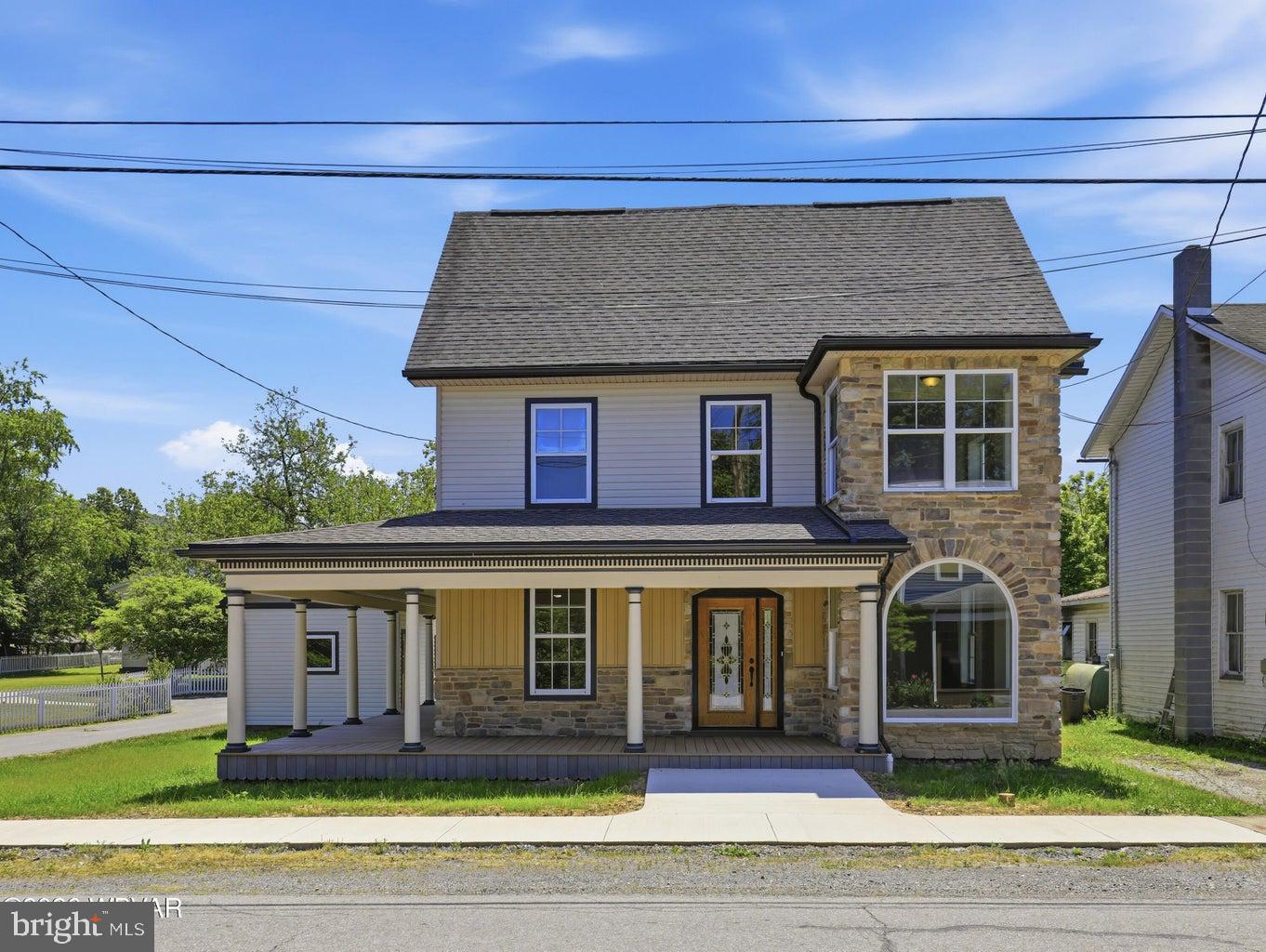 143 E Main Street — photo