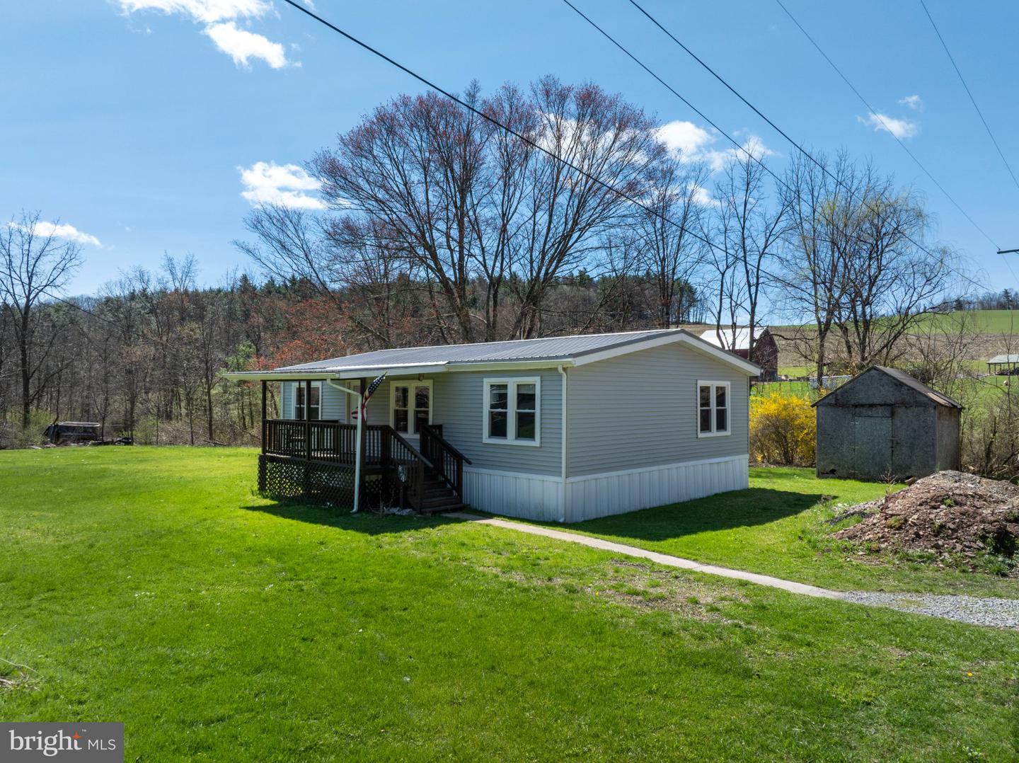 282 Circle Rd — photo