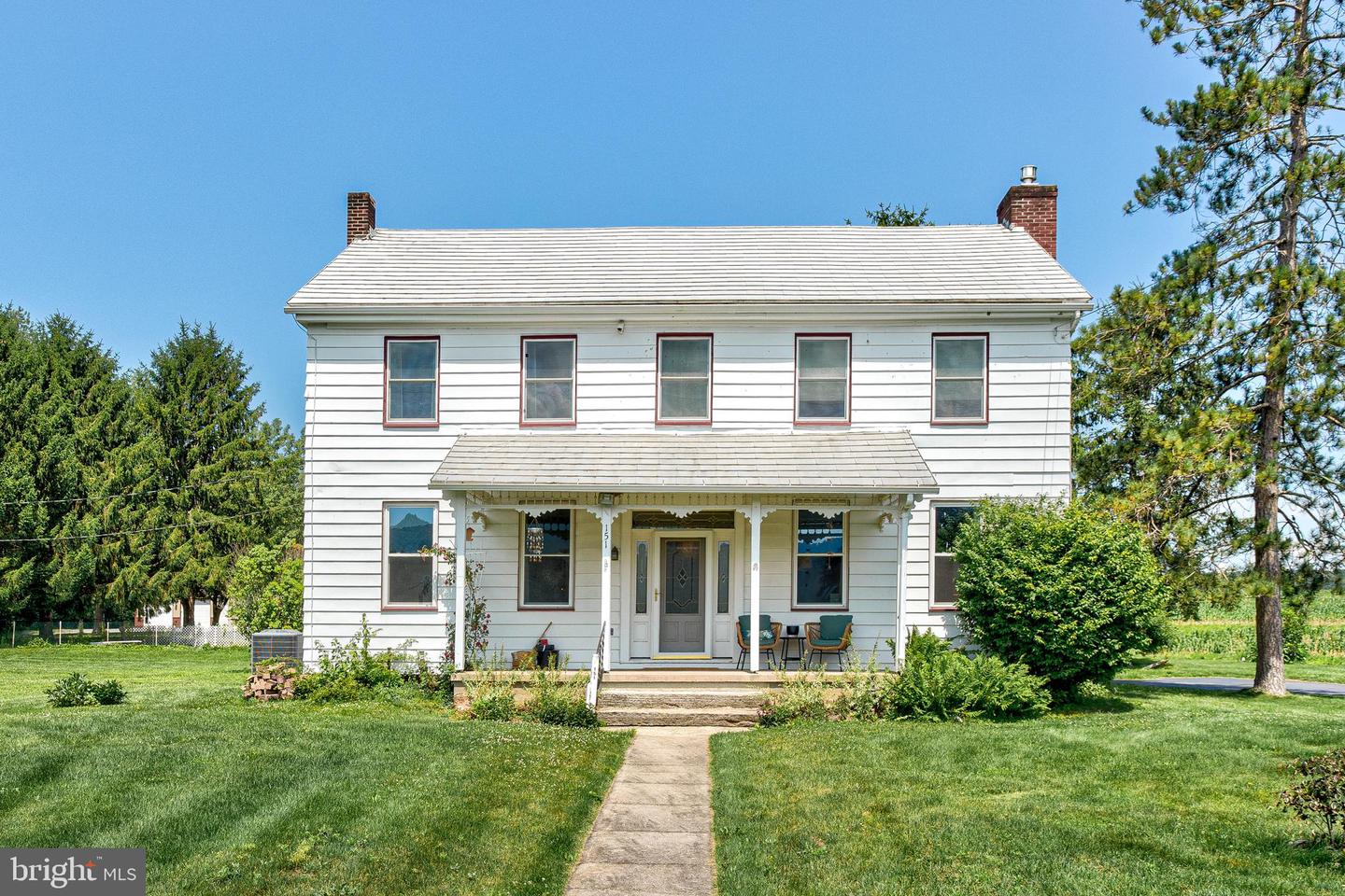 151 Homestead Ln — photo