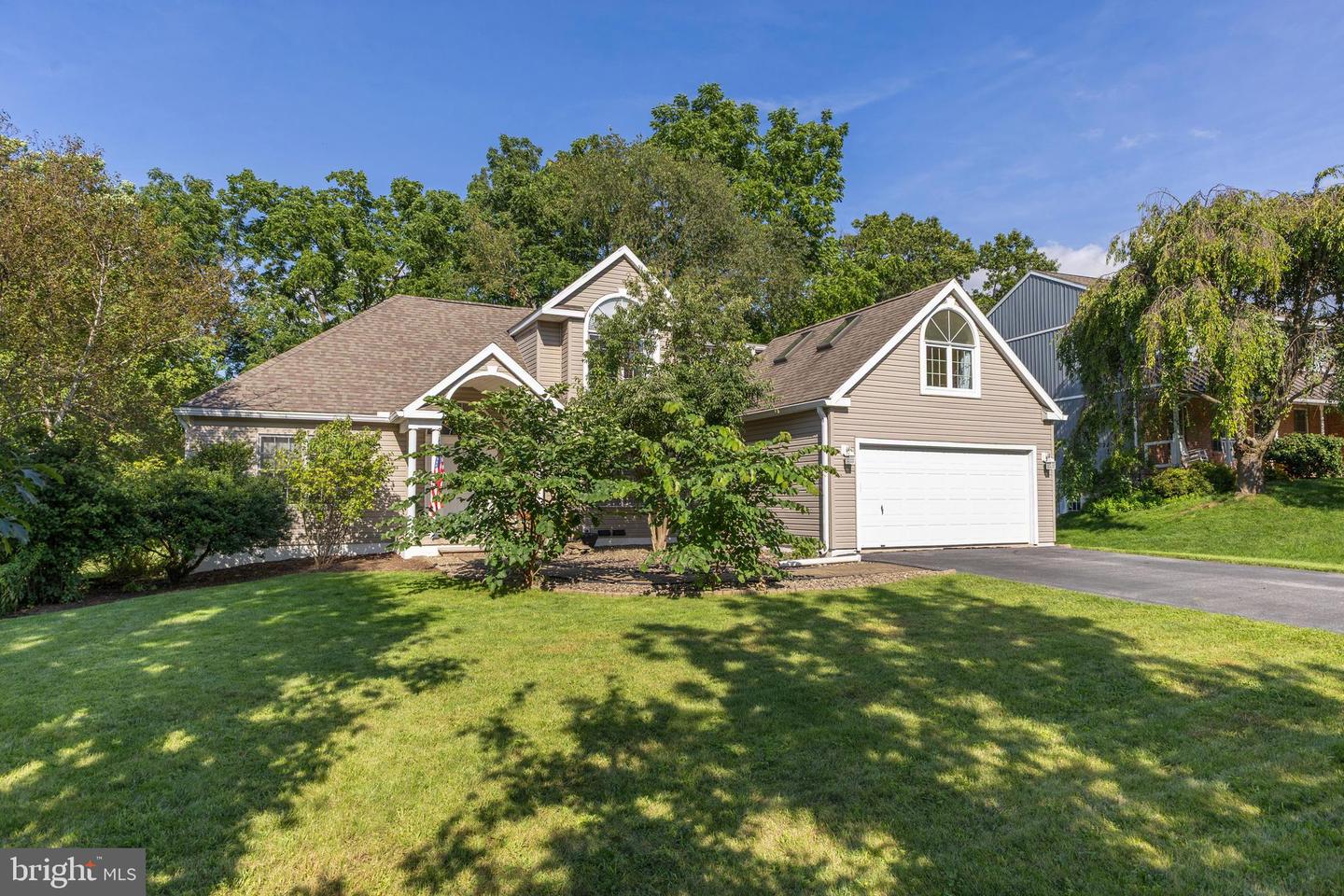 365 Farmstead Ln — photo
