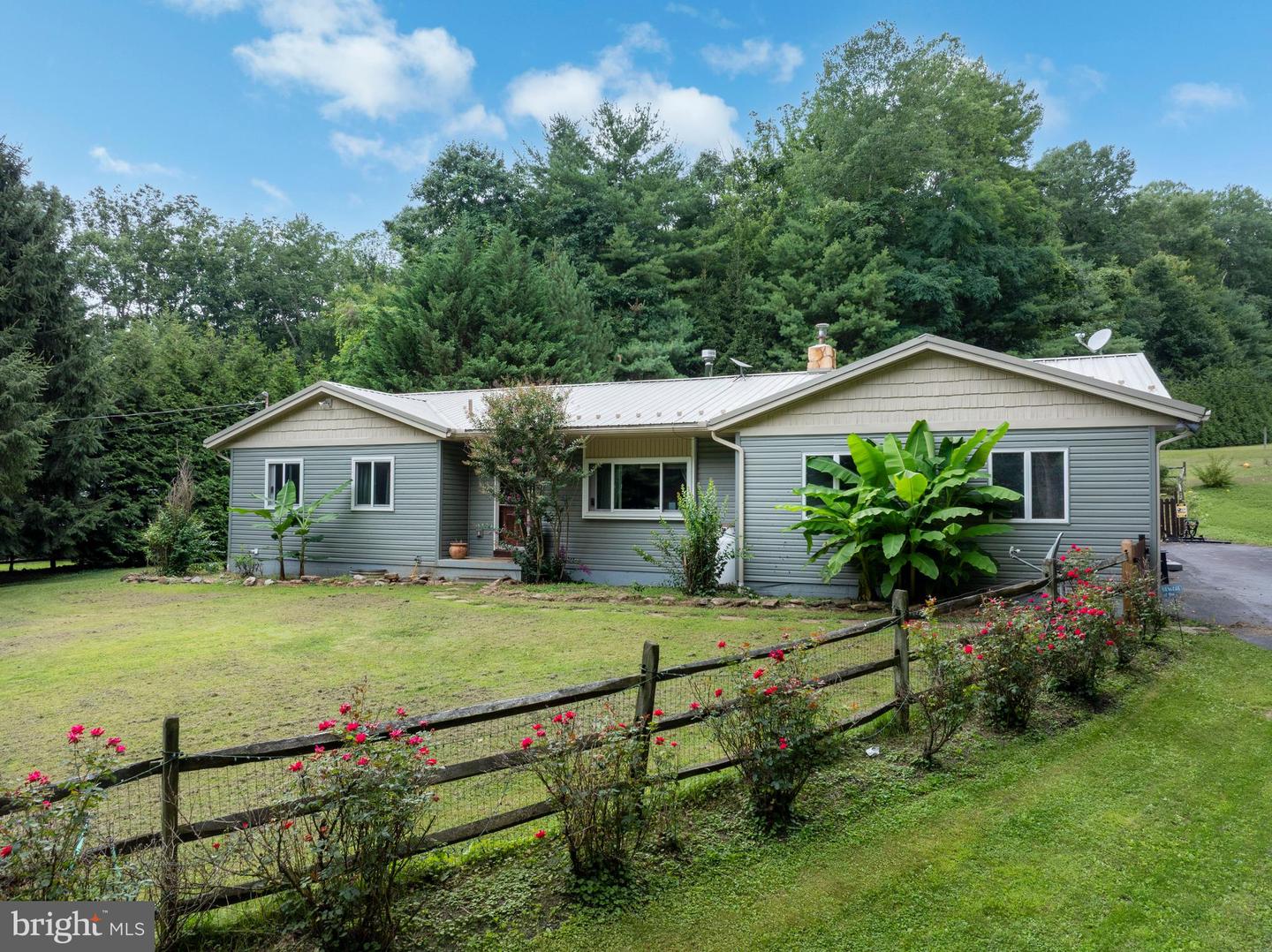 370 Aspen Ridge Way — photo