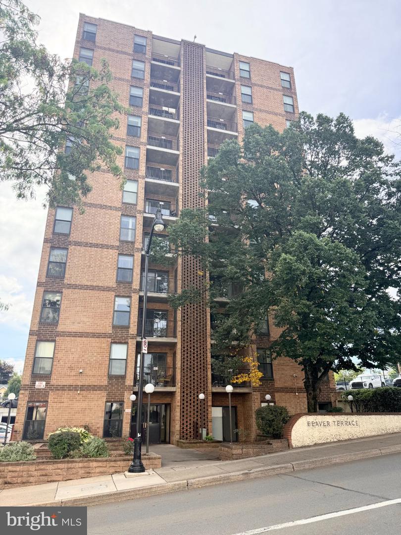 456 Beaver Ave E #301 — photo