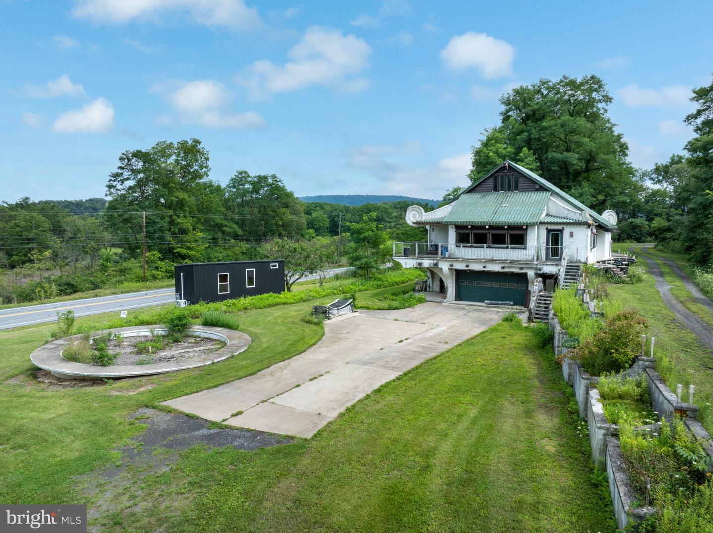 131 Tucker Rd — photo