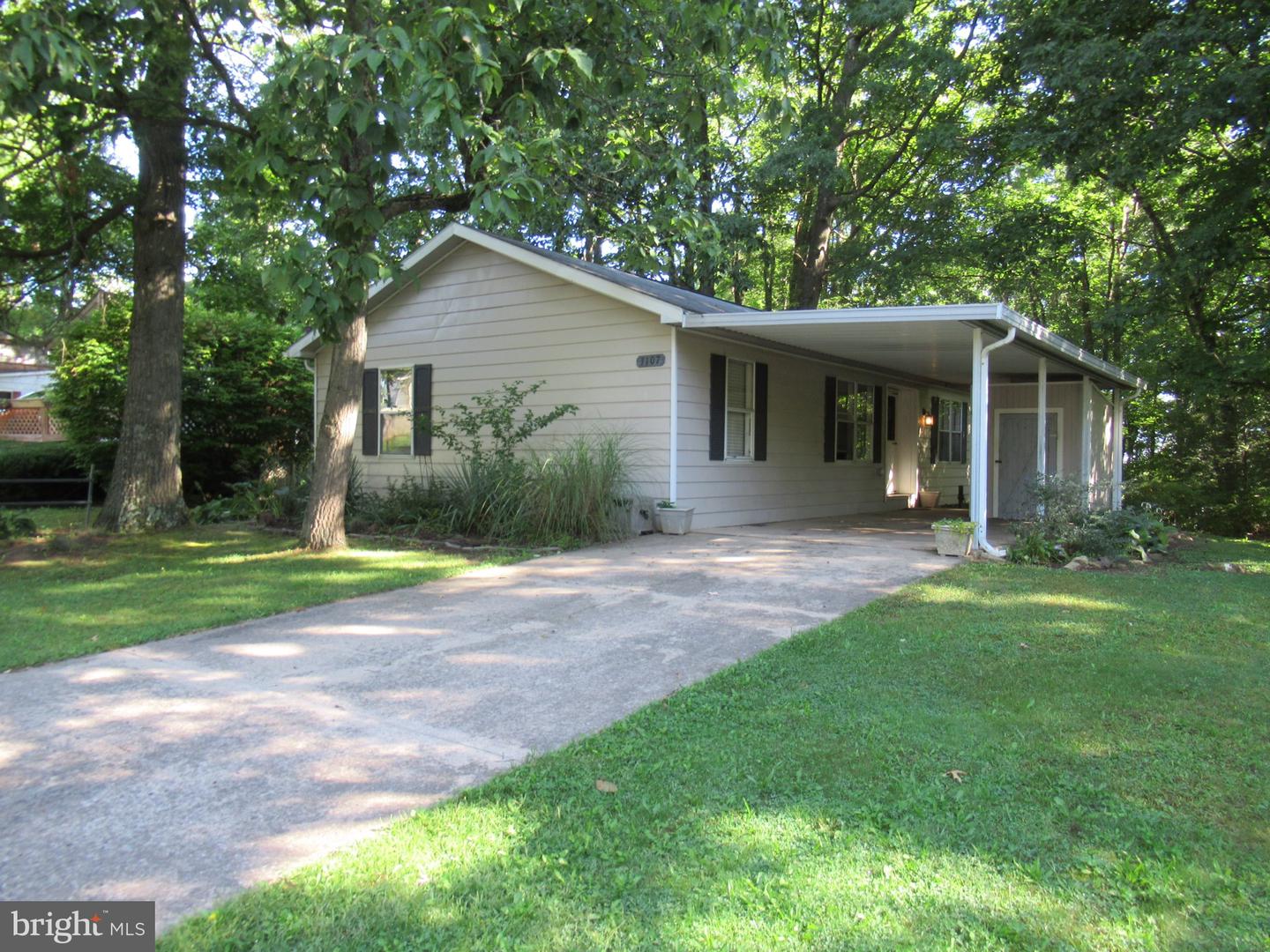 3107 Carnegie Dr — photo
