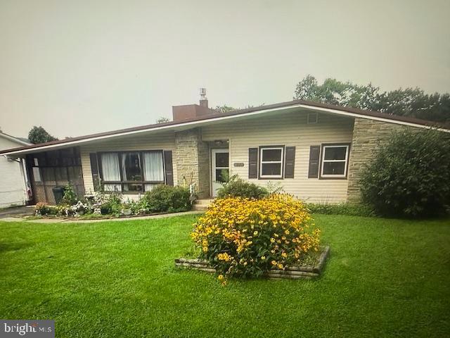 11 Magnolia Dr — photo