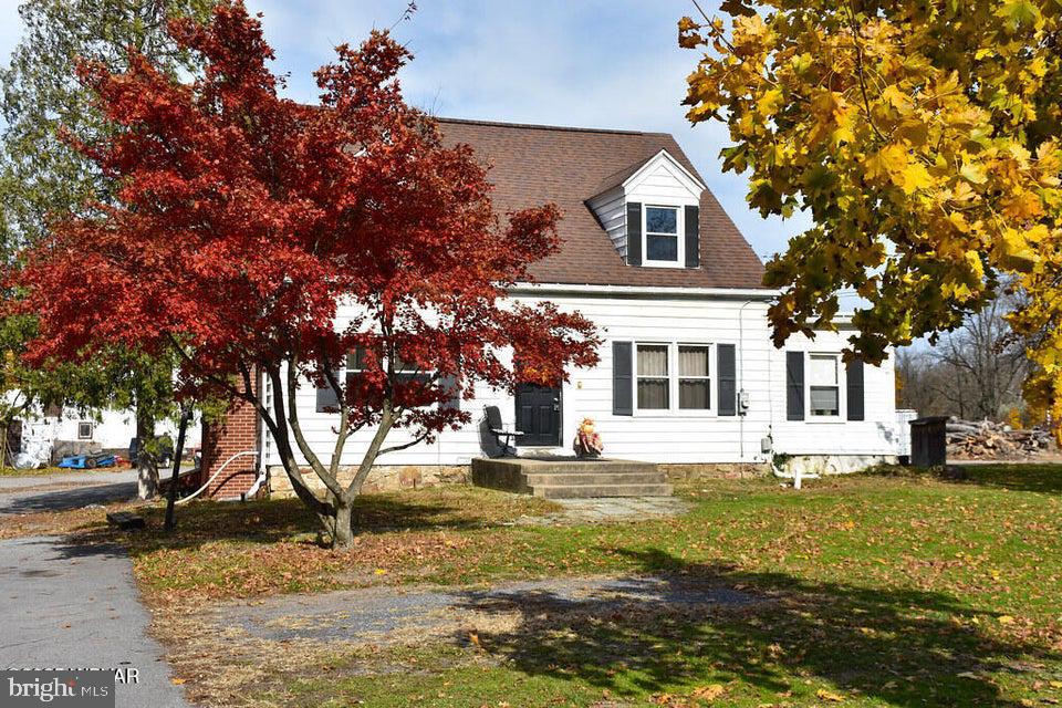 121 Country Club Ln — photo