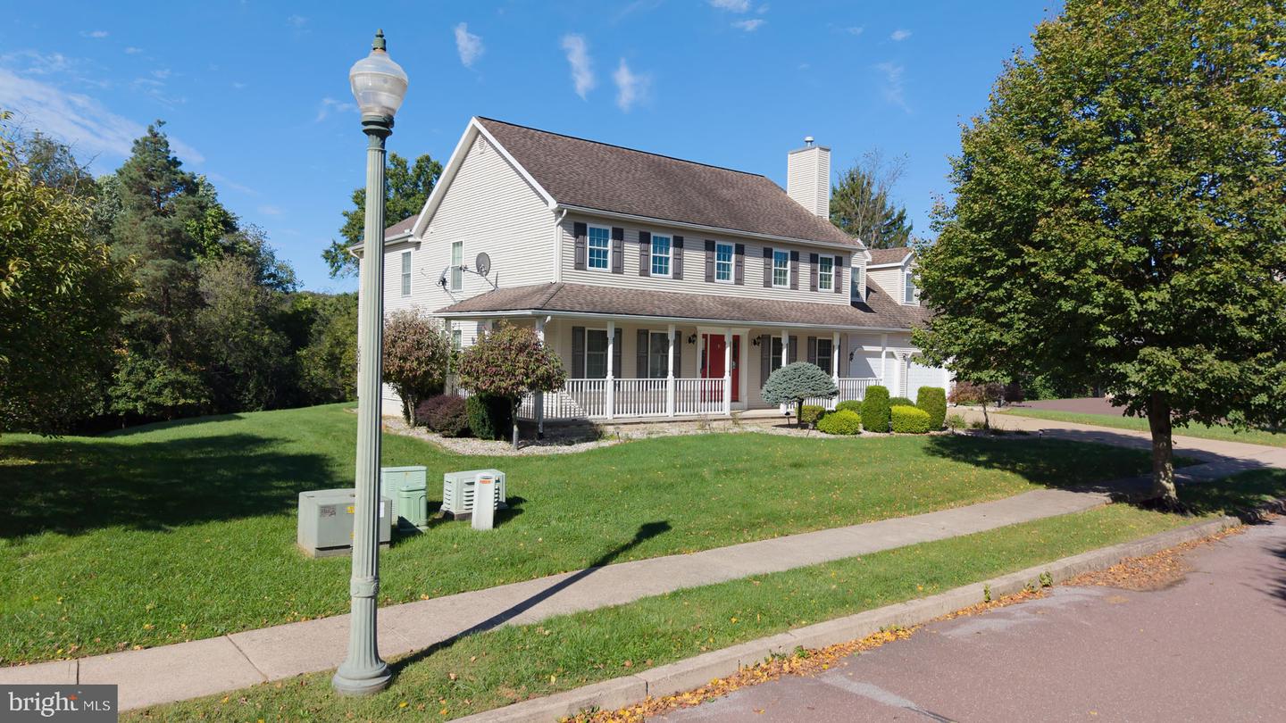 34 Kara Ln — photo