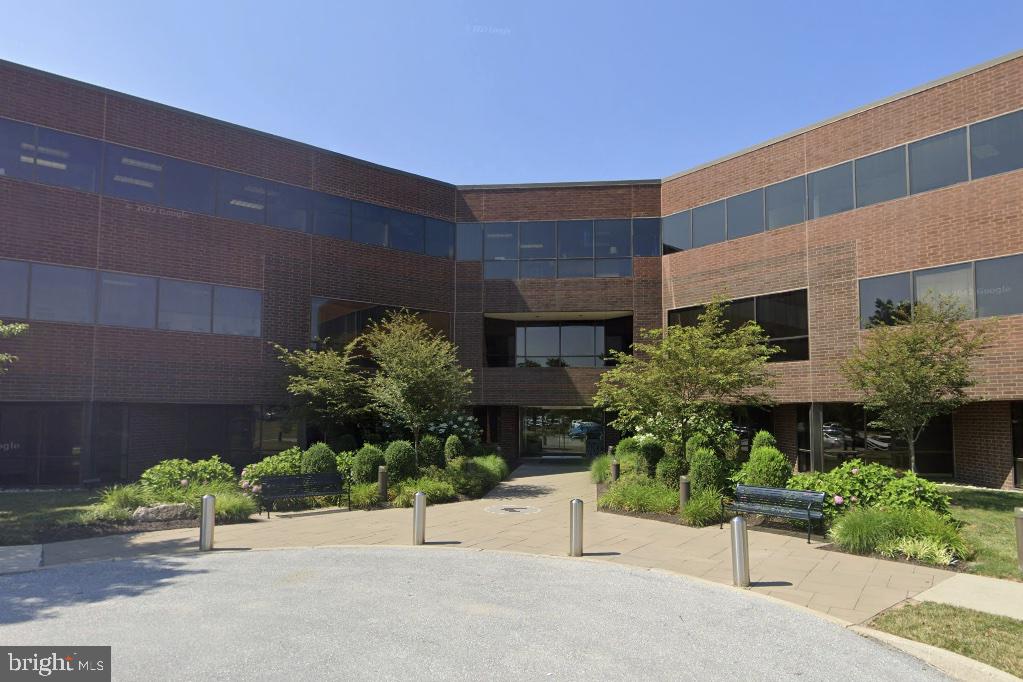5 Great Valley Pkwy #210 — photo