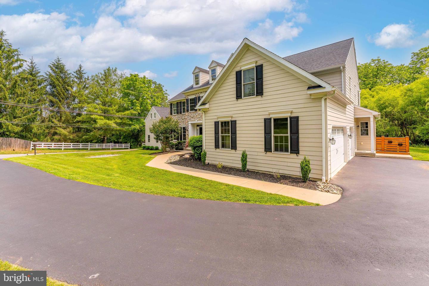 975 S WATERLOO ROAD, DEVON PA 19333 — photo 3