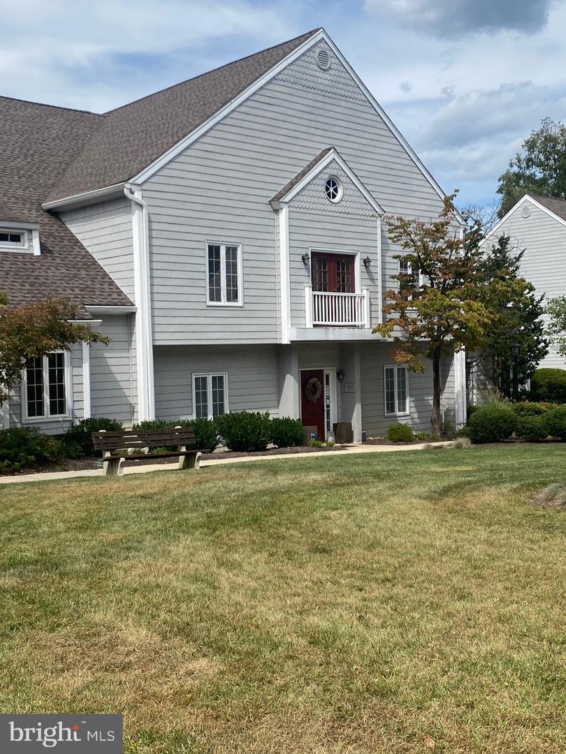 22 Mystic Ln #V — photo