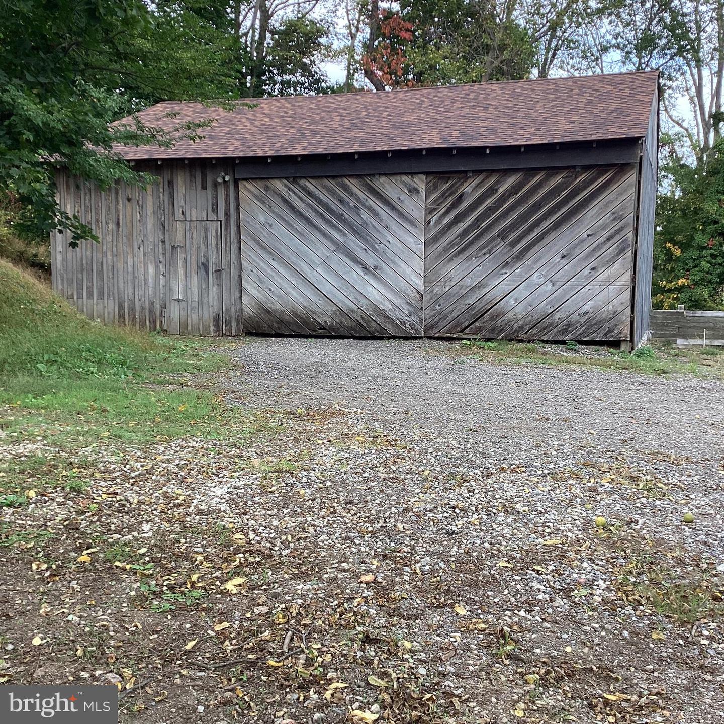 1050 Pike Springs Rd #Barn — photo