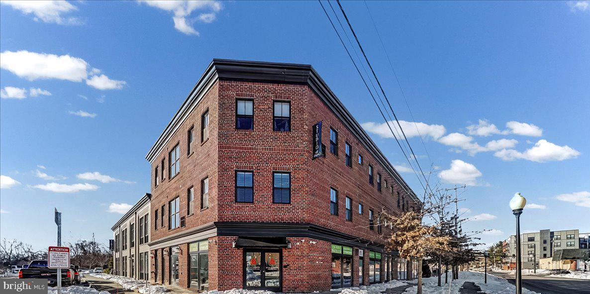 210 S Mill Rd #101 — photo