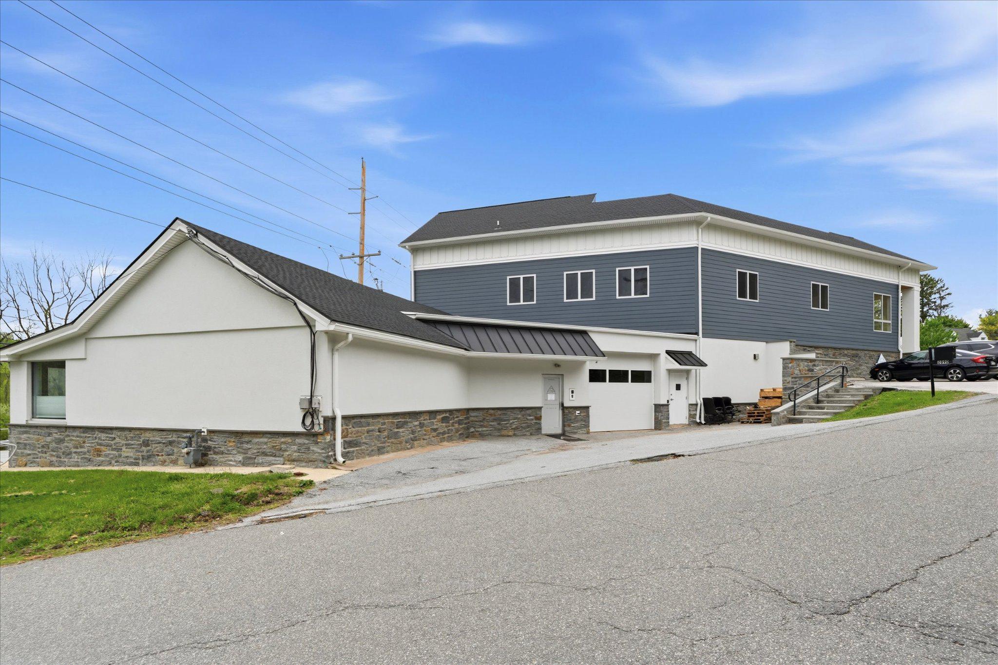 2090 Dutton Mill Rd #300 — photo
