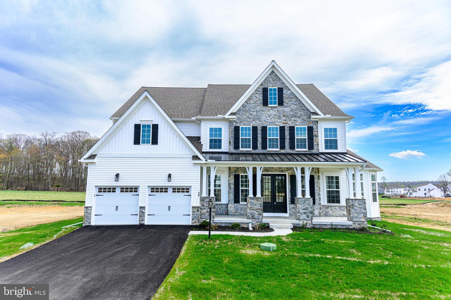 16 McKnight Farm Ln — photo