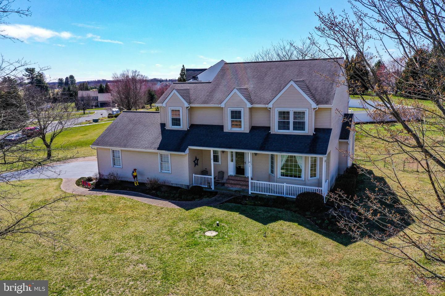 19 Ponds End Dr — photo
