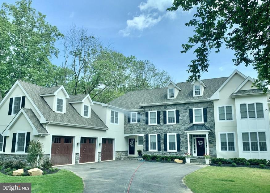 Lot 2 Sugartown — photo