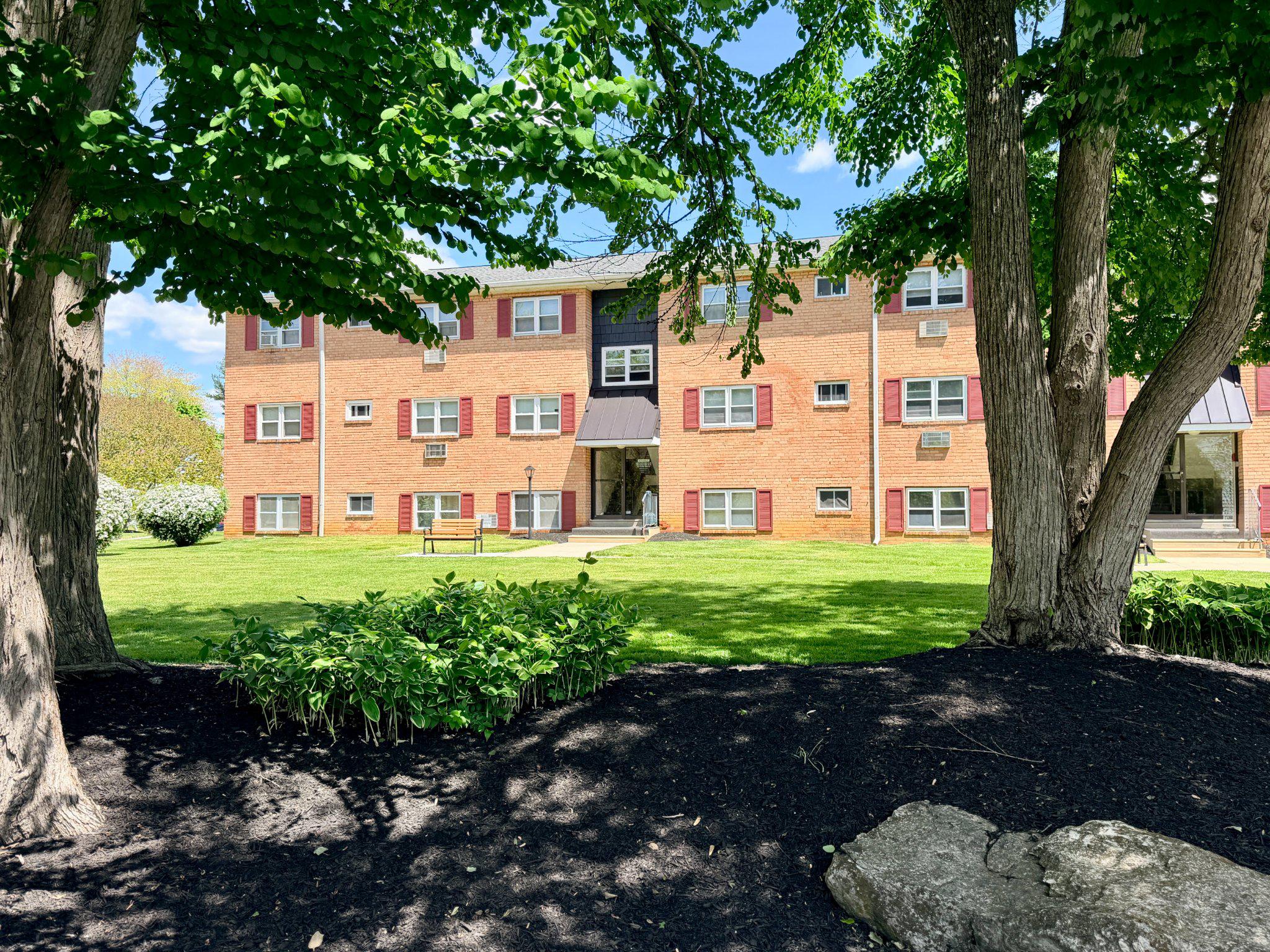 335 E Lancaster Ave #E-5 — photo
