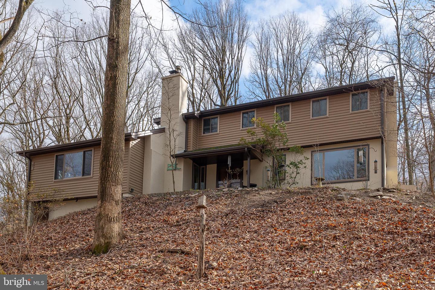 524 PUGH ROAD, WAYNE PA 19087