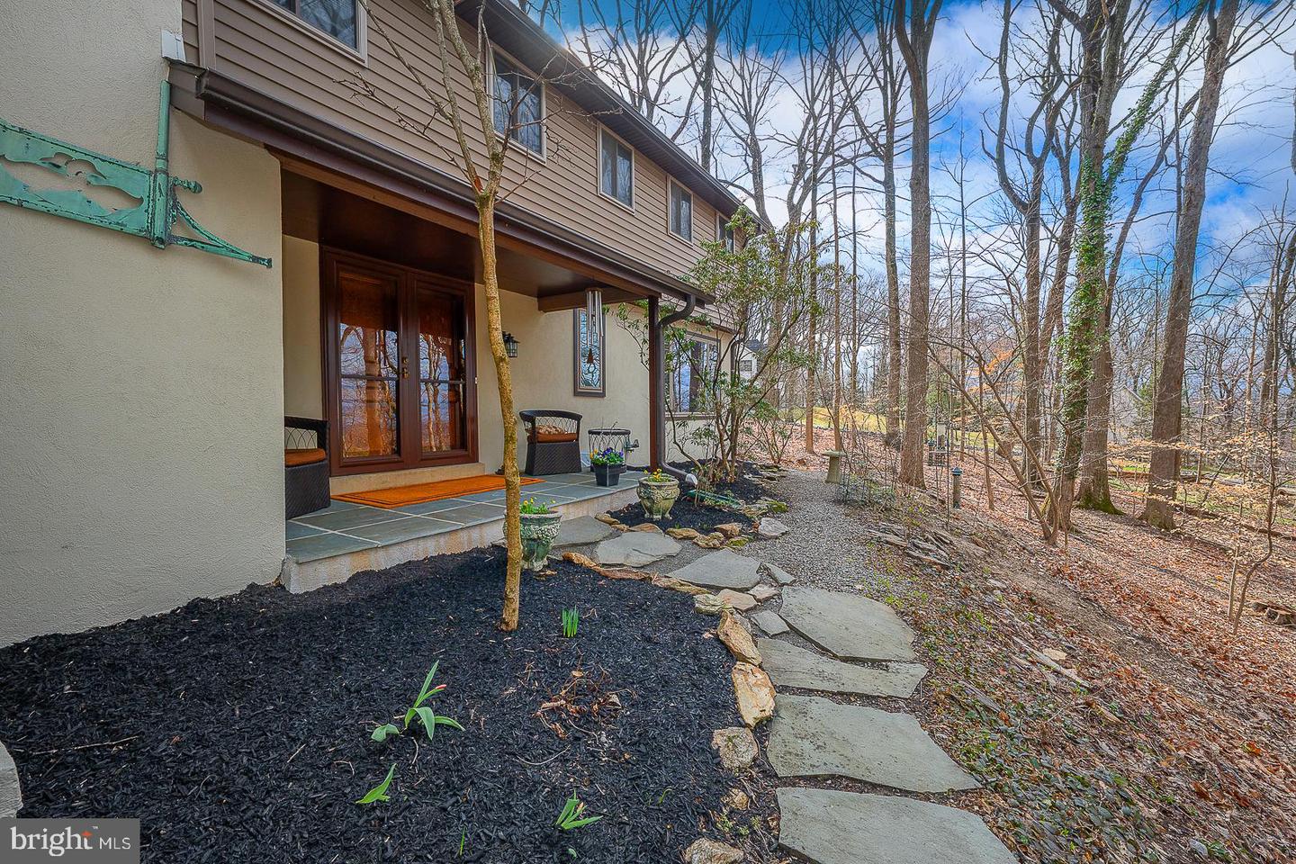524 PUGH ROAD, WAYNE PA 19087 — photo 2