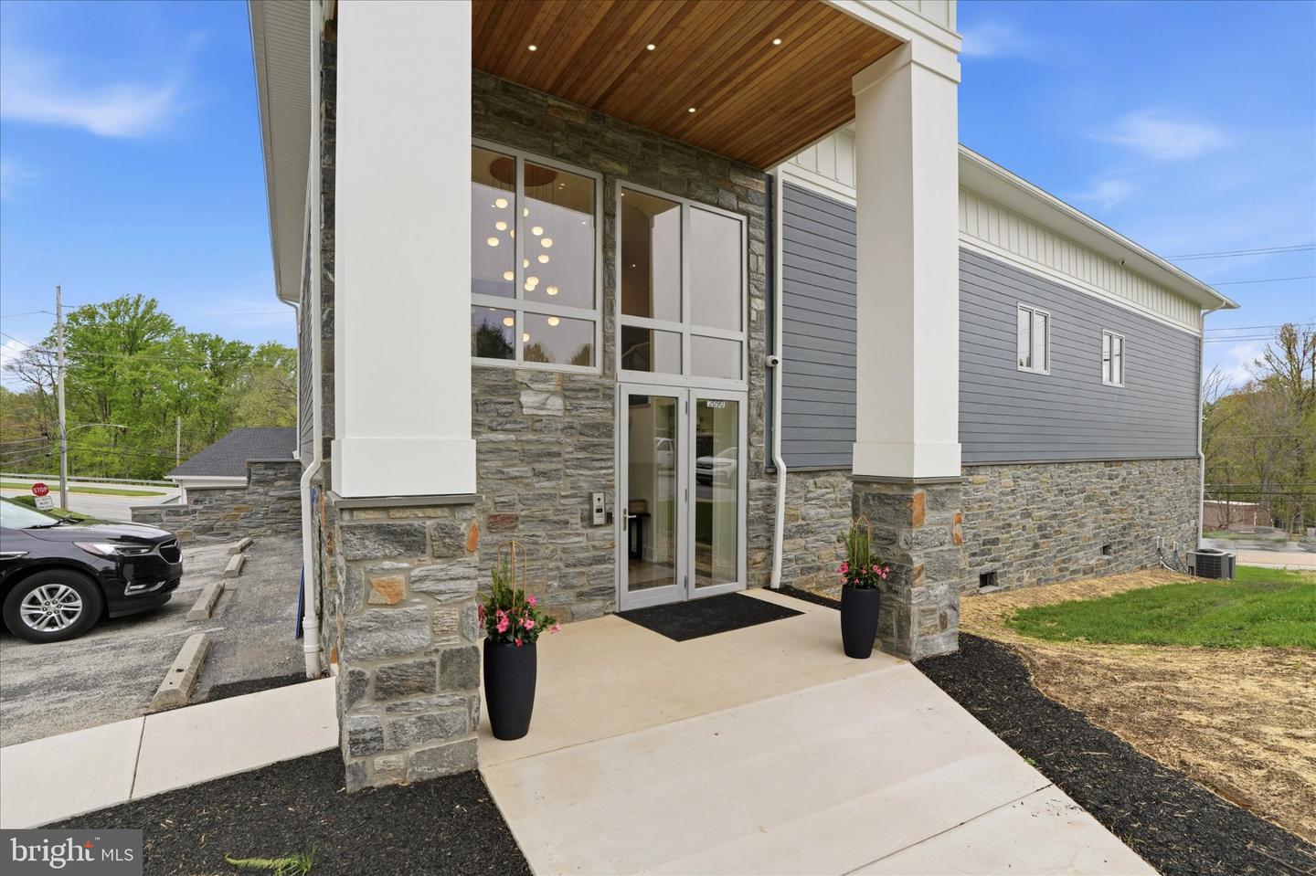 2090 Dutton Mill Rd #200 — photo