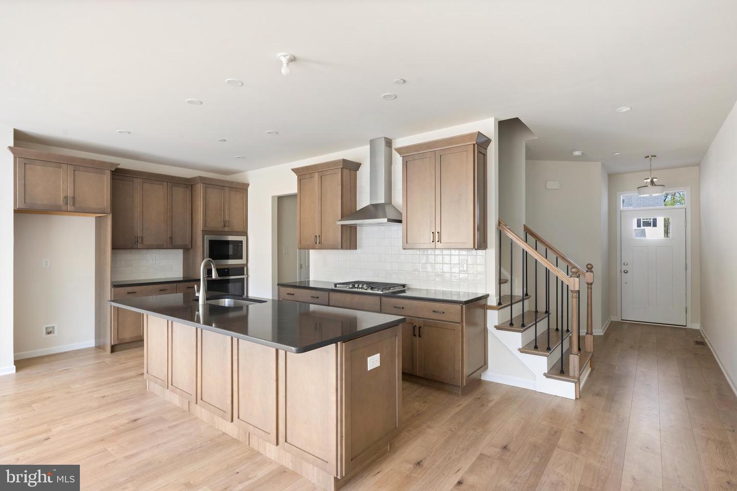 00 Tullow Hill Dr #Sutton — photo