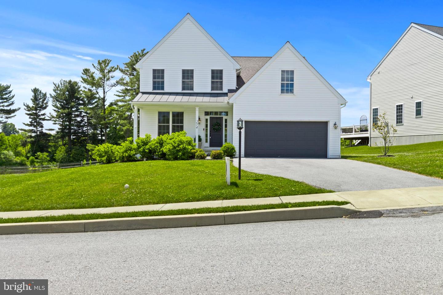 274 Beaumont Dr — photo