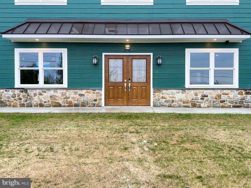 5791 W Lincoln Hwy — photo