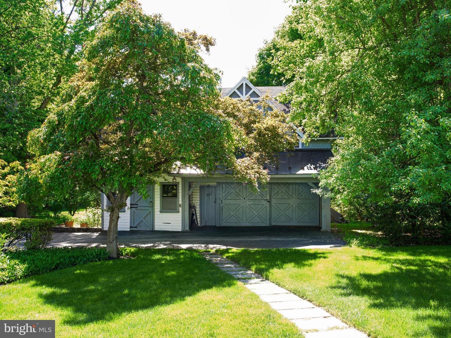 610 S Waterloo Road, Devon, PA 19333 — photo 3