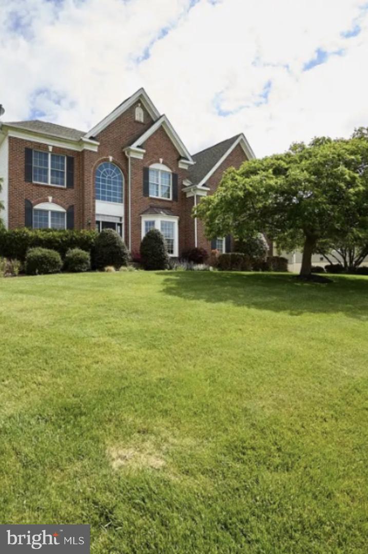 1479 Alton Way — photo