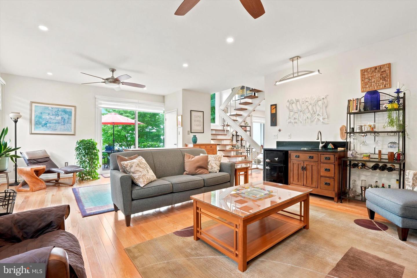 4 Dezac — photo
