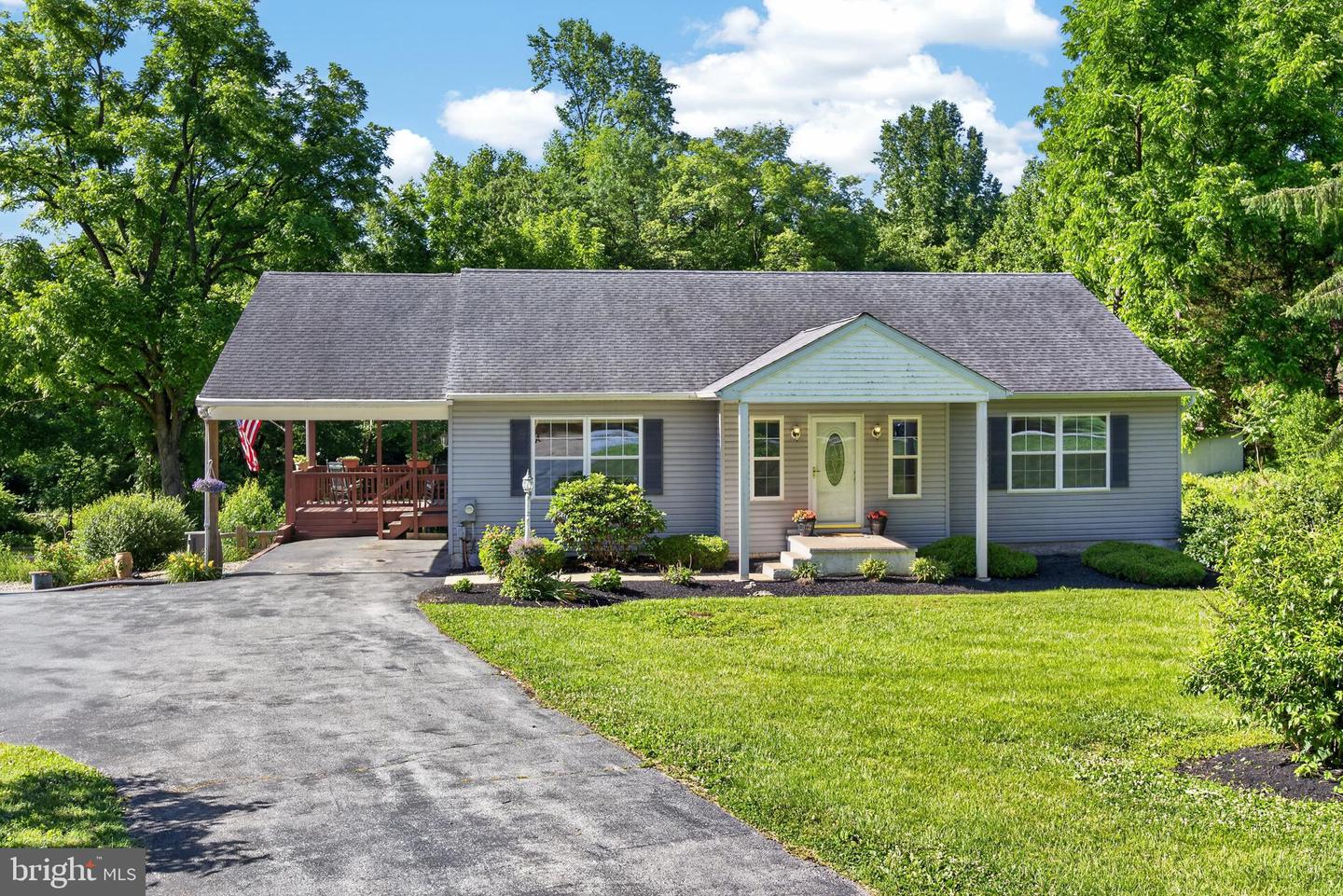 311 HILLENDALE ROAD, AVONDALE PA 19311