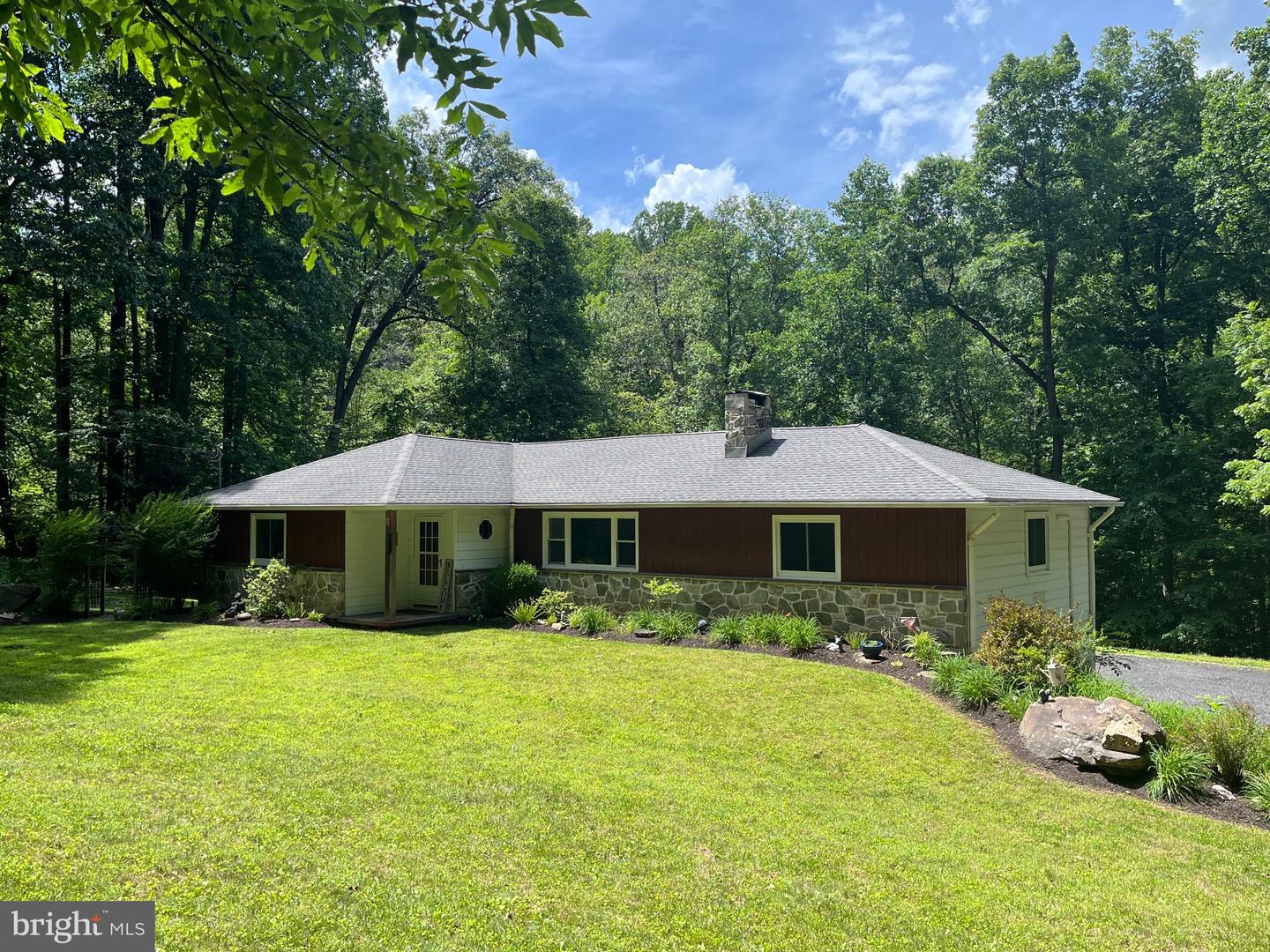 1663 Sawmill Road, Spring City, PA 19475
